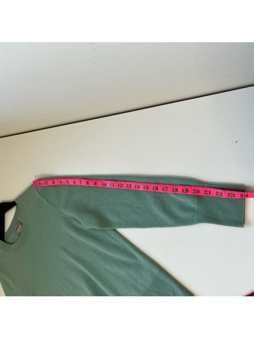 J. Crew Cashmere classic-fit crewneck sweater Size M - Picture 12 of 12